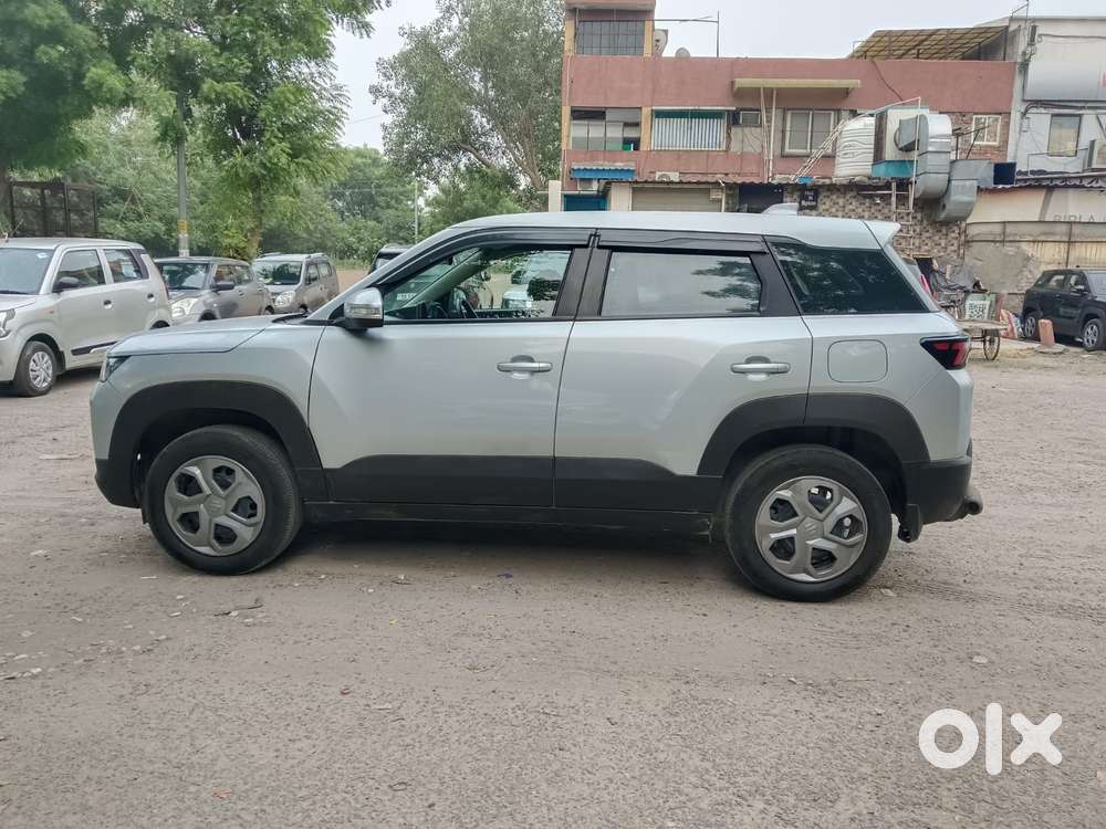 Maruti Suzuki Vitara Brezza 1.5 Lxi, 2024