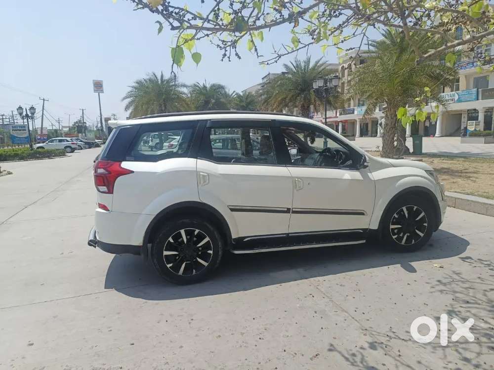 Mahindra Xuv500 W 11 2019 Model