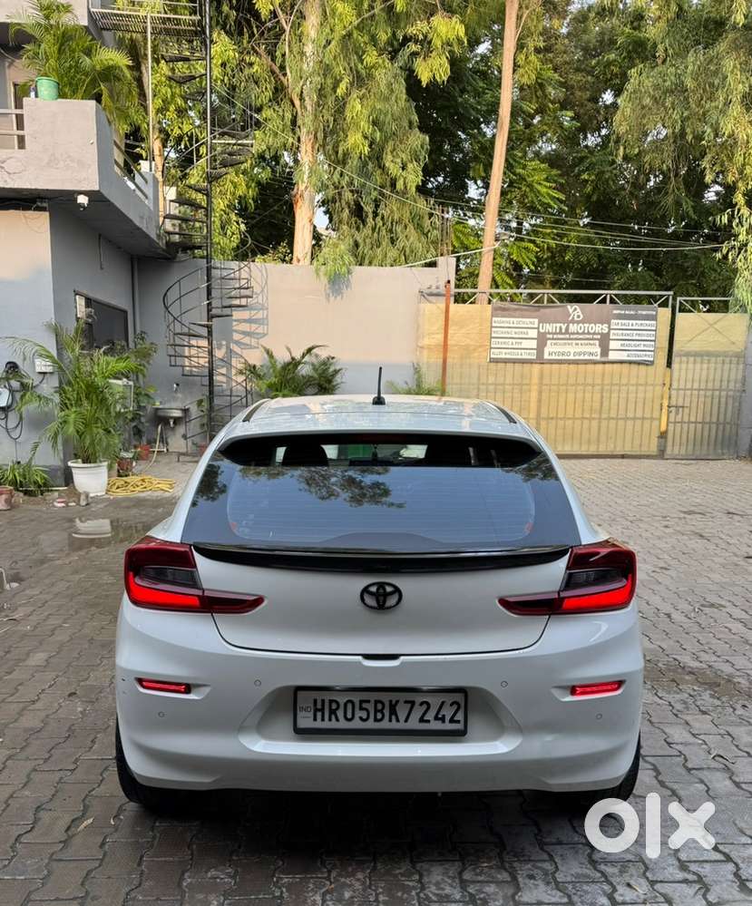 Toyota Glanza 2023 Petrol Well Maintained