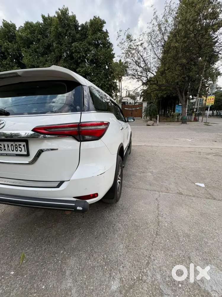 Toyota Fortuner  2022 Diesel 105000 Km Driven