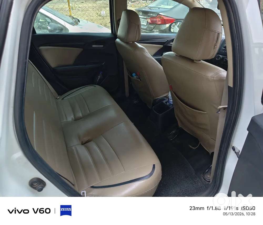Honda Jazz 2016 Diesel 144000 Km Driven.