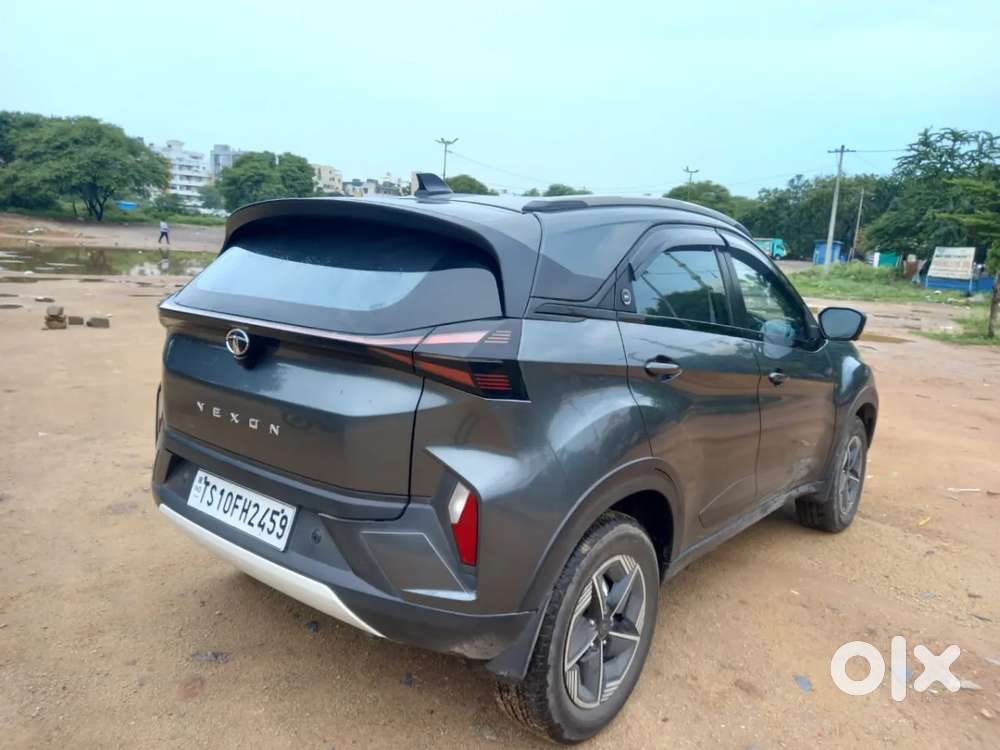 Tata Nexon Creative Plus 1.2 Revotron Petrol 7dca, 2023, Petrol