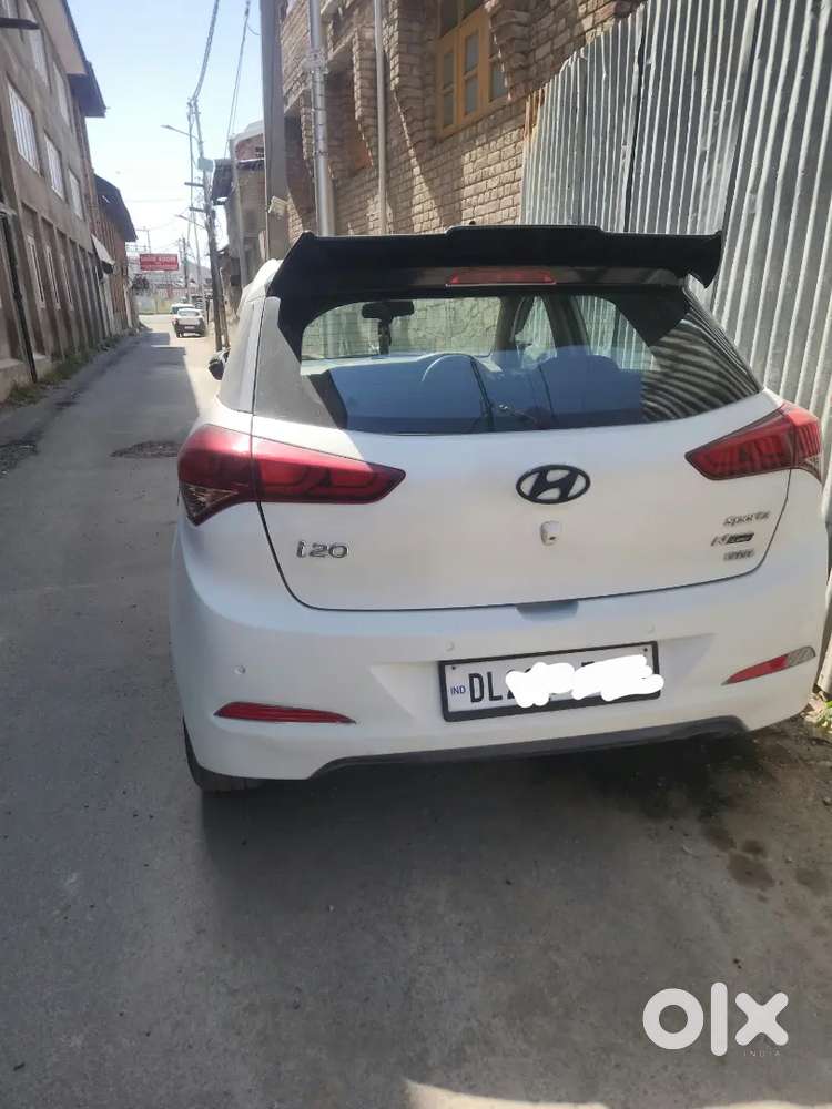 Hyundai I20 Sportz Petrol 2015