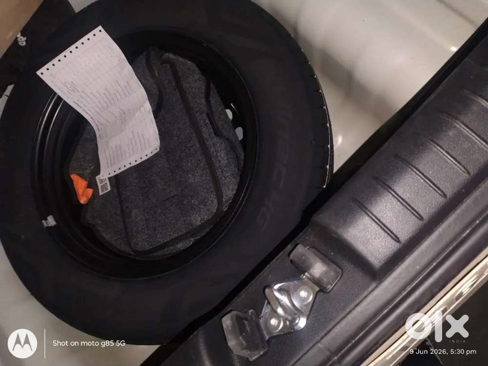 Hyundai Venue 2025 Petrol Well Maintained