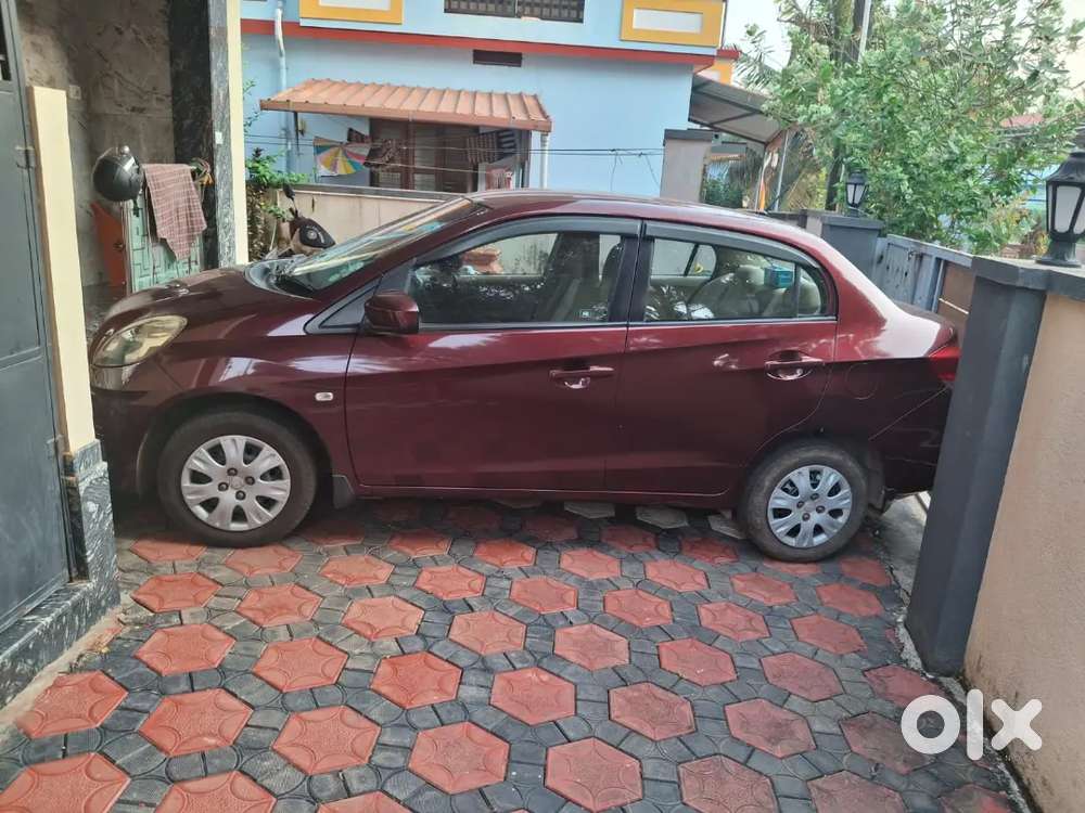 Honda Amaze 2014 Petrol  1st Owner  Well Maintained  Good Condition