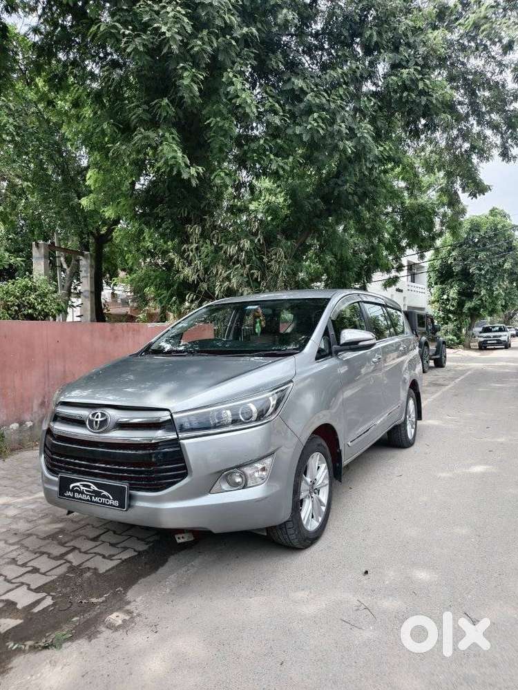 Toyota Innova Crysta 2.8 Z, 2016, Diesel
