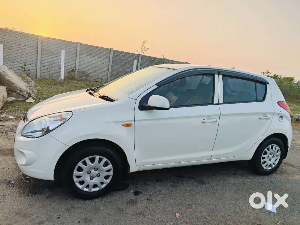 Hyundai I20 2012 Petrol 78000 Km Driven