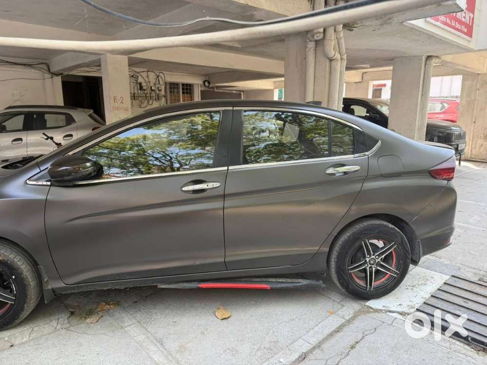 Honda City_sunroof Variant