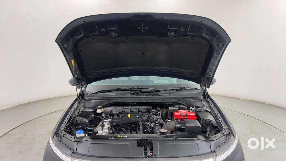 Hyundai Verna 1.5 Sx (o) Vtvt Ivt, 2023, Petrol