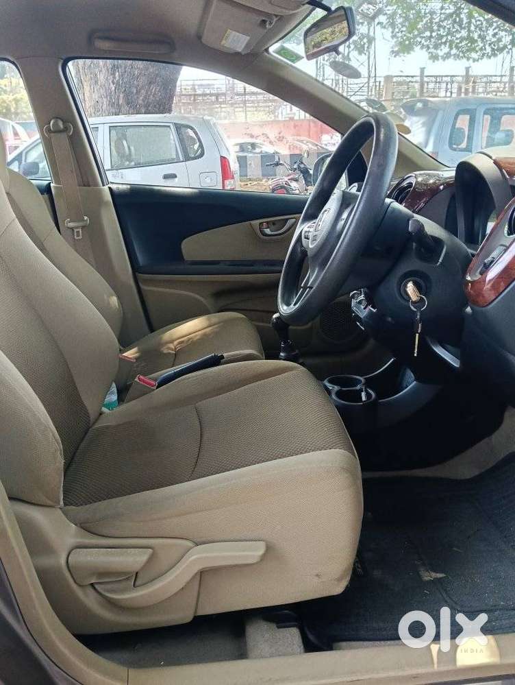 Honda Brio Vx (o) Mt, 2013, Petrol