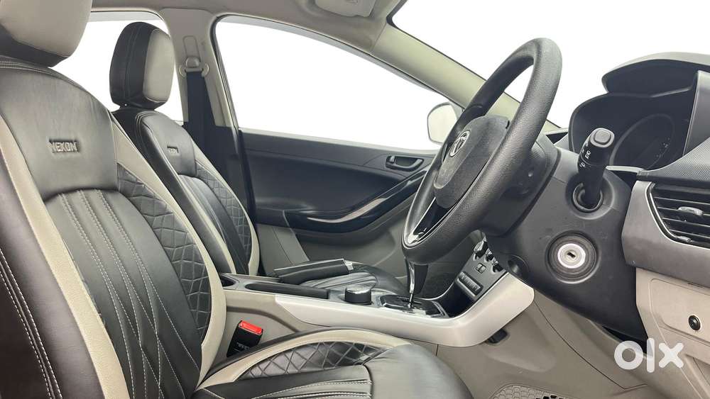 Tata Nexon 1.2 Revotron Xma, 2018, Petrol