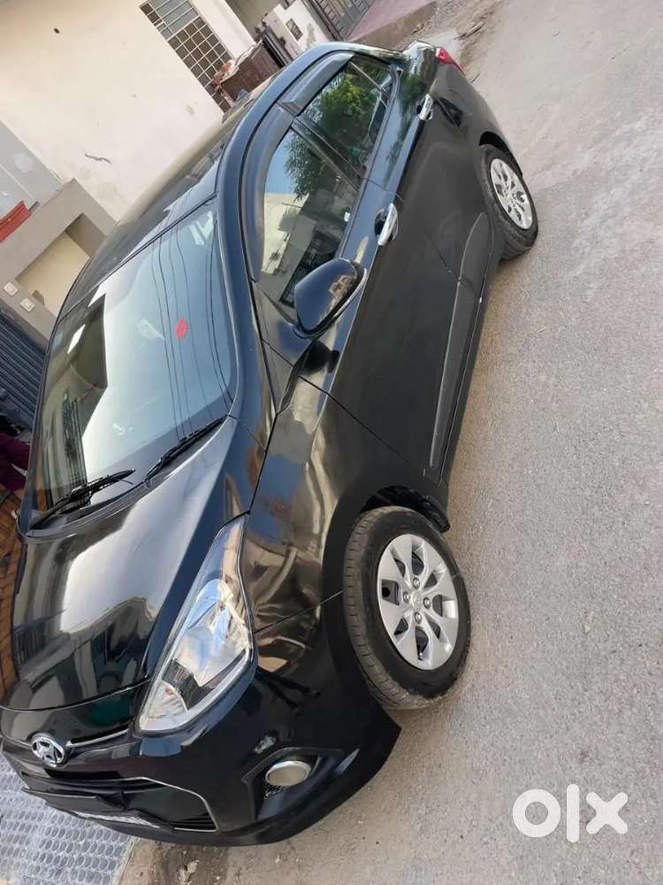 Hyundai Xcent 2015 Model