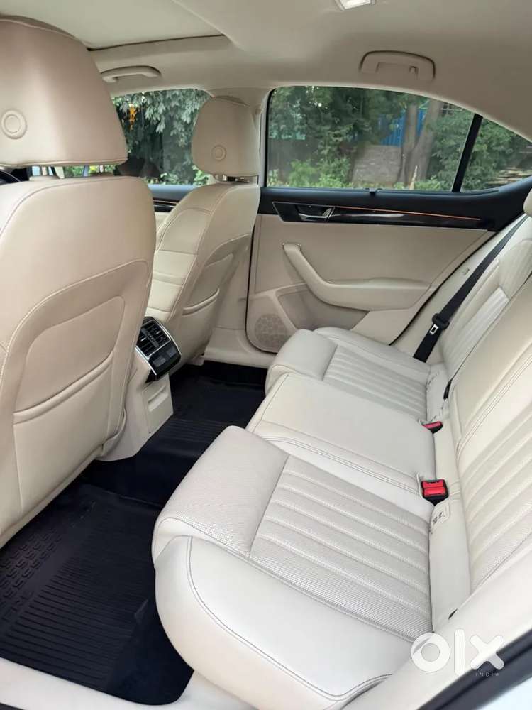 Skoda Superb 2.0 L&k Tsi At, 2020, Petrol