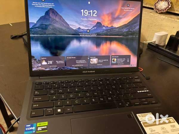 Asus Vivobook 14X OLED Intel i7-12650H 16 GB ram NVIDIA RTX 2050