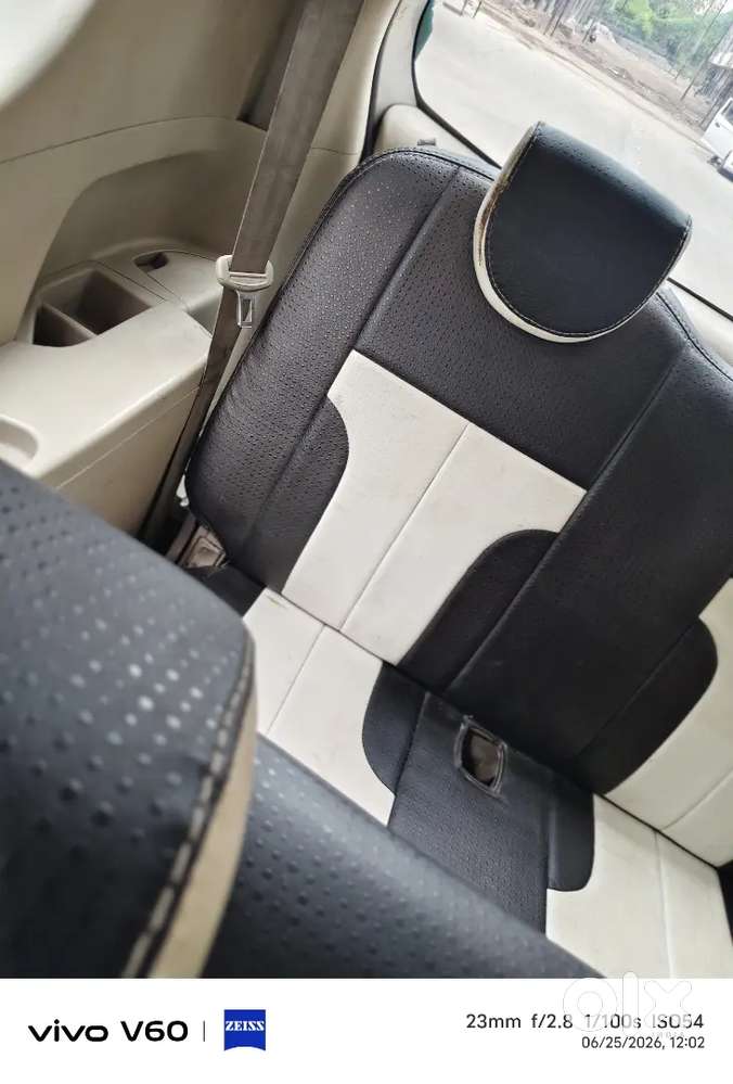 Maruti Suzuki Ertiga 2015 Diesel 75000 Km Driven