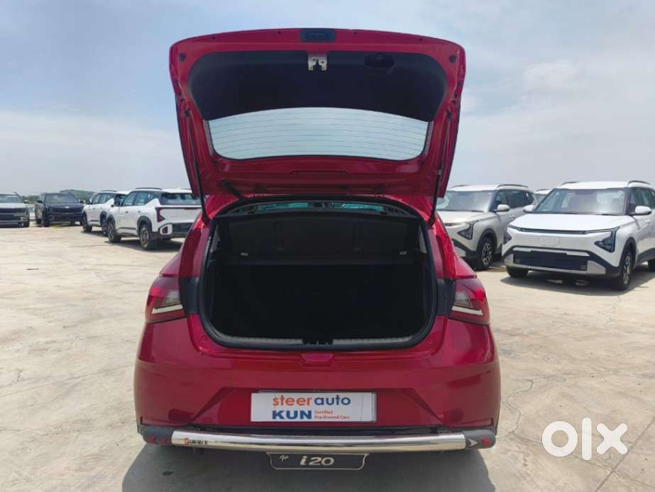 Hyundai I20 Sportz 1.2 Ivt, 2023, Petrol
