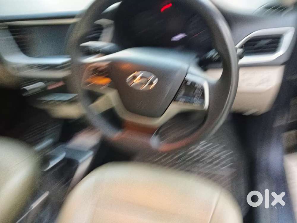 Hyundai Verna 1.6 Vtvt Sx, 2017, Petrol
