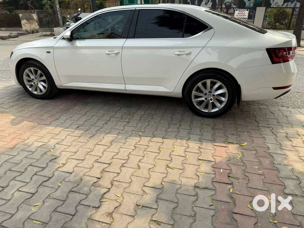 Skoda Superb Lk 2.0 Tdi At, 2016, Petrol