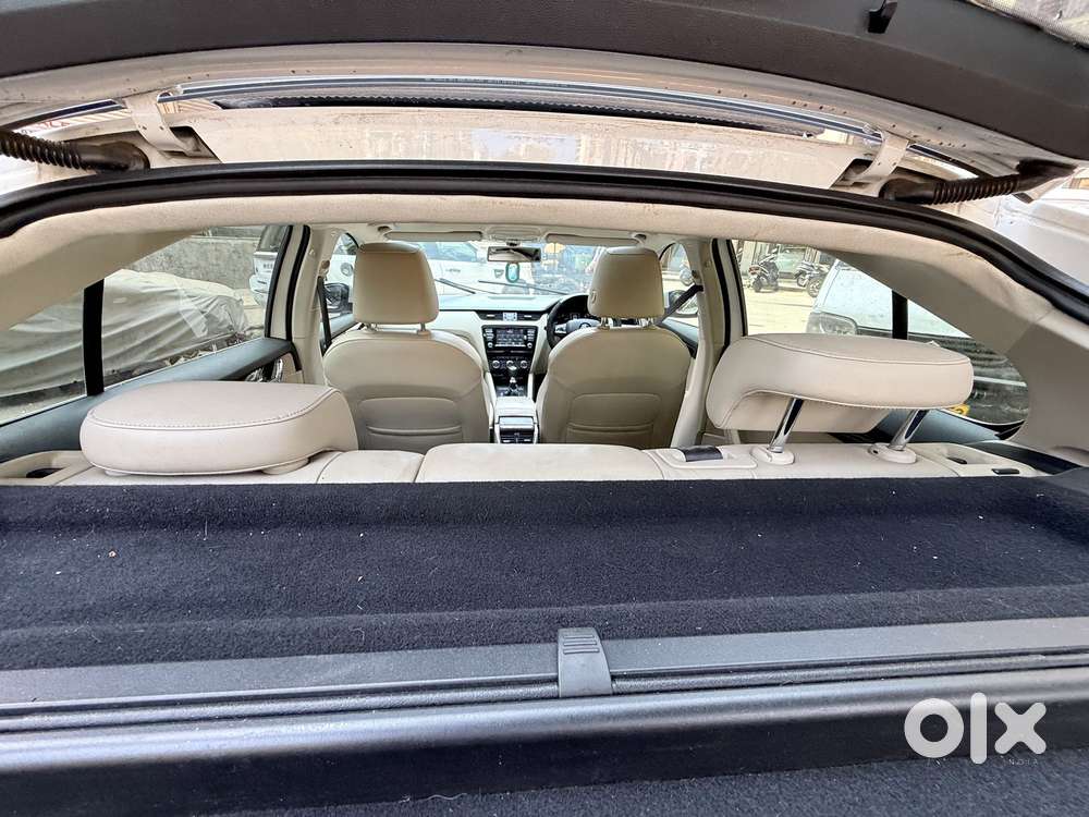 Skoda Octavia Style Plus 1.8 Tsi At, 2017, Petrol