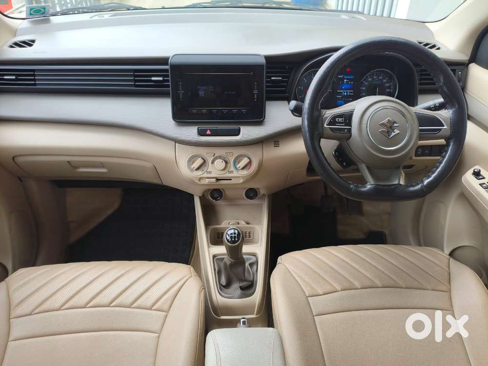Maruti Suzuki Ertiga 1.5 Vxi, 2022, Petrol