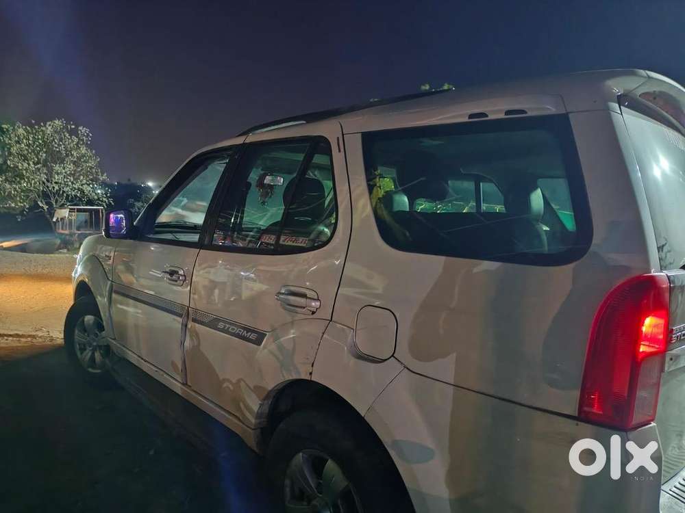 Tata Safari Storme 2018 Diesel 151000 Km Driven
