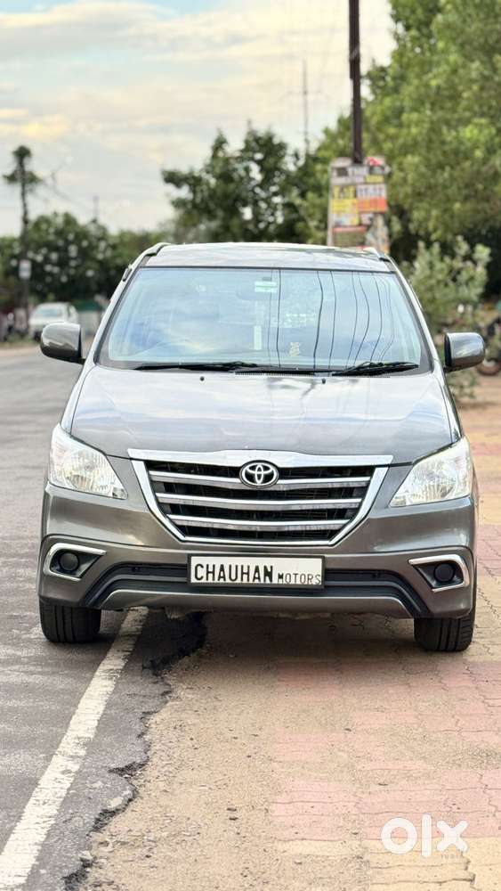 Toyota Innova 2.5 Gx 7 Seater Bs Iv, 2014, Diesel