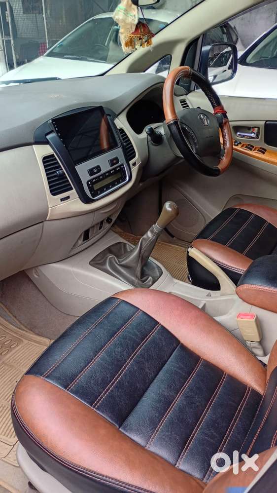 Toyota Innova 2.5 V 7 Str, 2011, Diesel