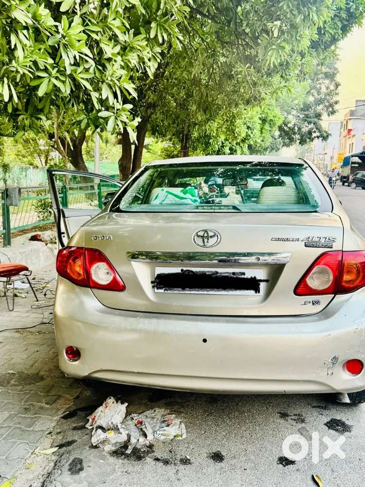 Toyota Corolla Altis 2009 Petrol Well Maintained