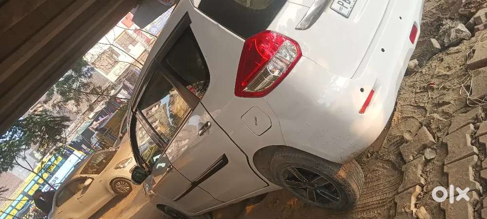 Maruti Suzuki Ertiga 2016