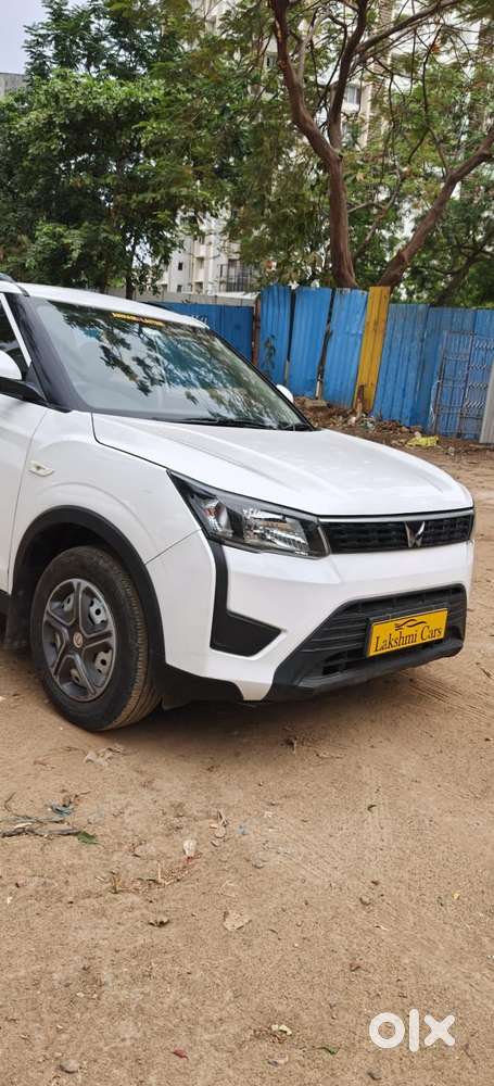 Mahindra Xuv300 W4, 2023, Petrol