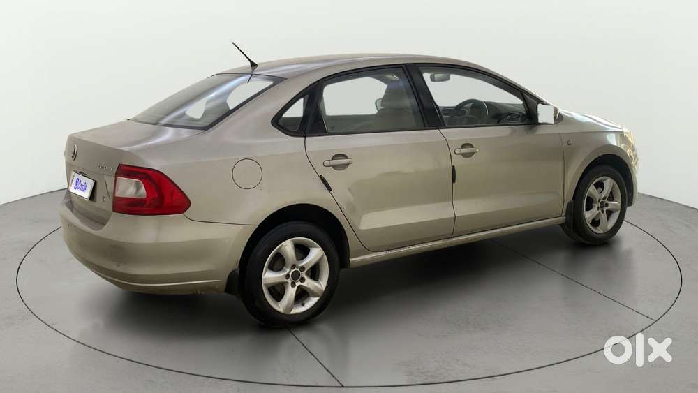 Skoda Rapid 2011-2013 1.6 Mpi At Ambition Plus, 2014, Petrol