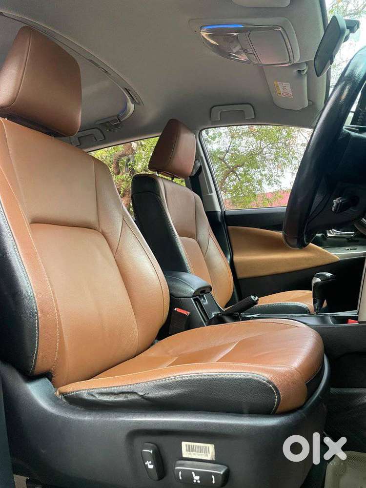 Toyota Innova Crysta