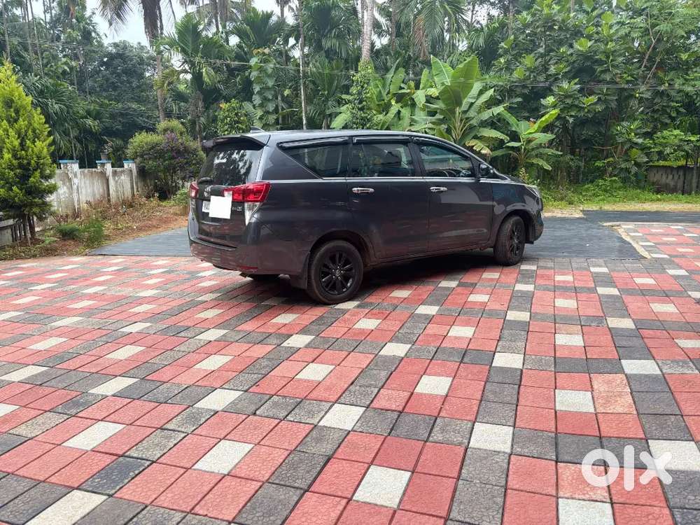 Toyota Innova Crysta 2016 Gx Mt 7