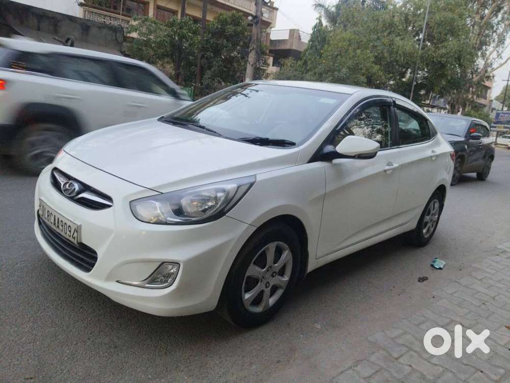 Hyundai Verna 2016-2017 1.6 Vtvt At Sx, 2013, Petrol