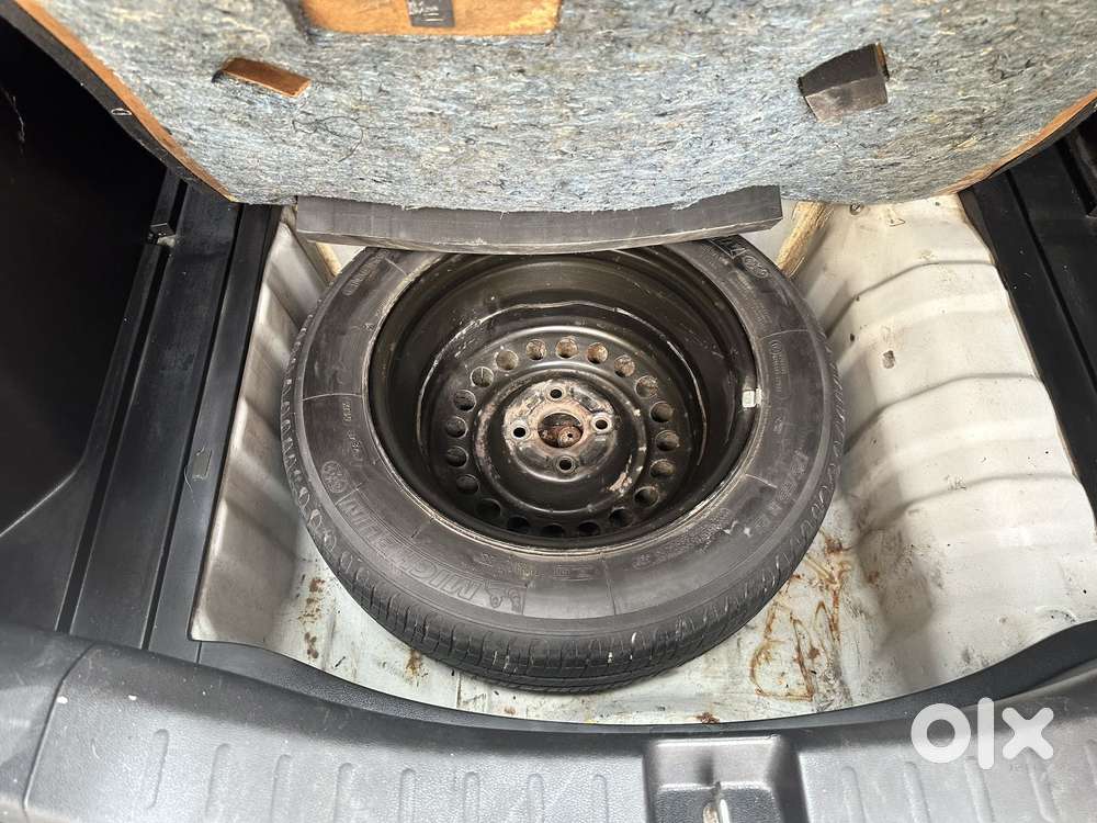 Honda Jazz 1.2 V I Vtec Privilege, 2010, Petrol