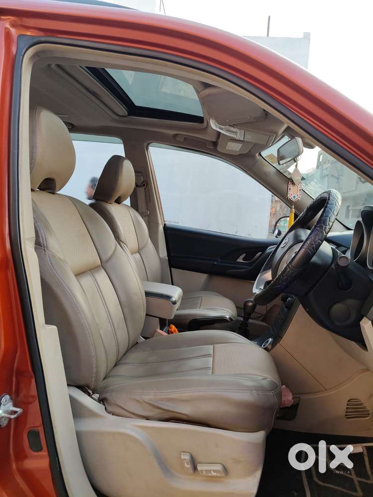 Mahindra Xuv500 2.2 W10, 2015, Diesel