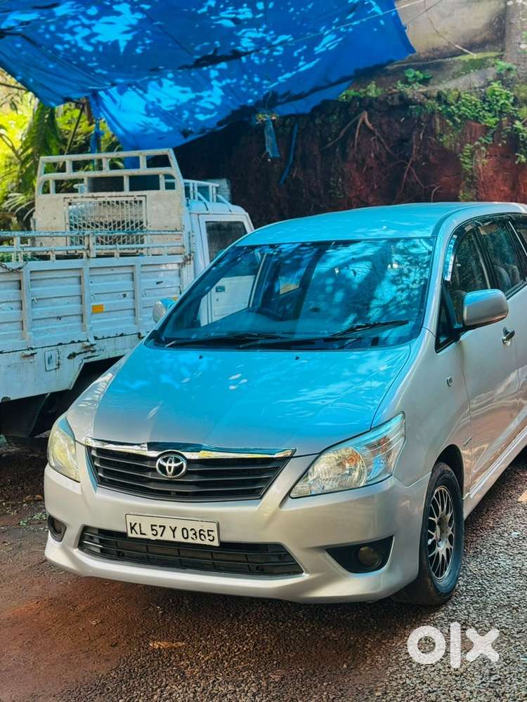 Toyota Innova 2012 Diesel Well Maintained