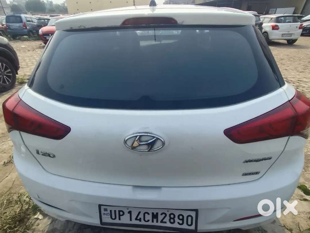 Hyundai Elite I20 2015 Petrol 85000 Km Driven