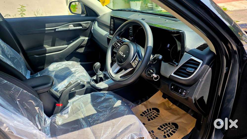 Kia Seltos Htk G, 2023, Petrol