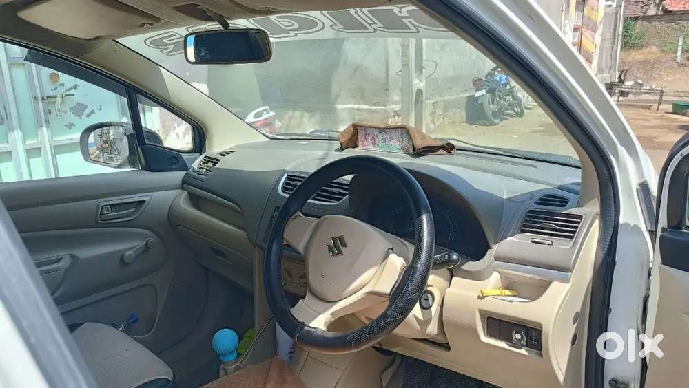 Maruti Suzuki Ertiga 2013