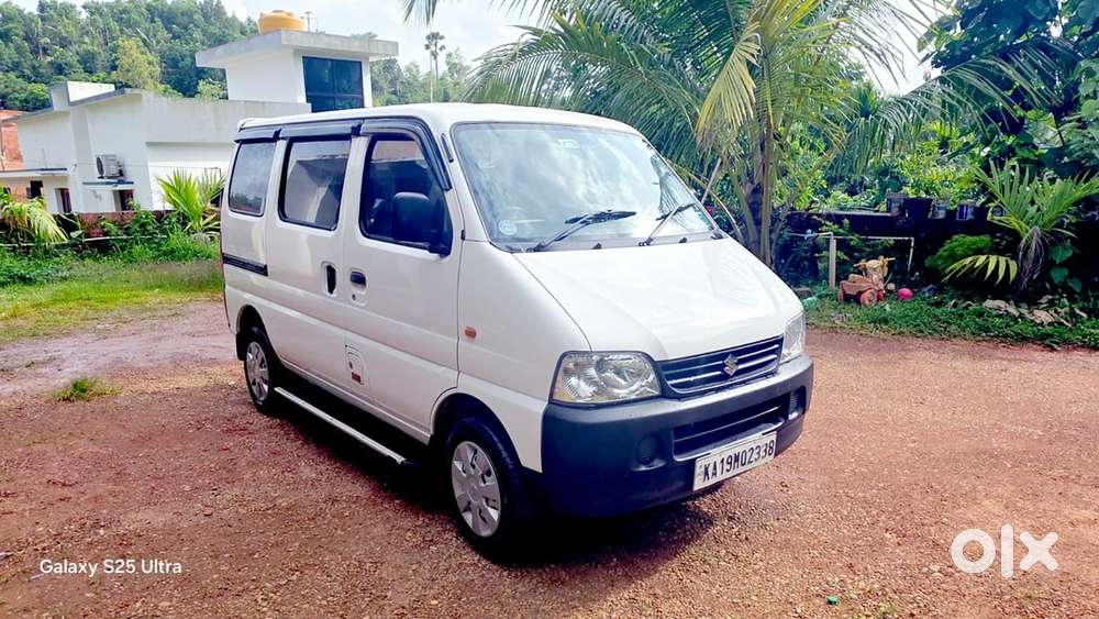 Maruti Eeco Petrol 2015