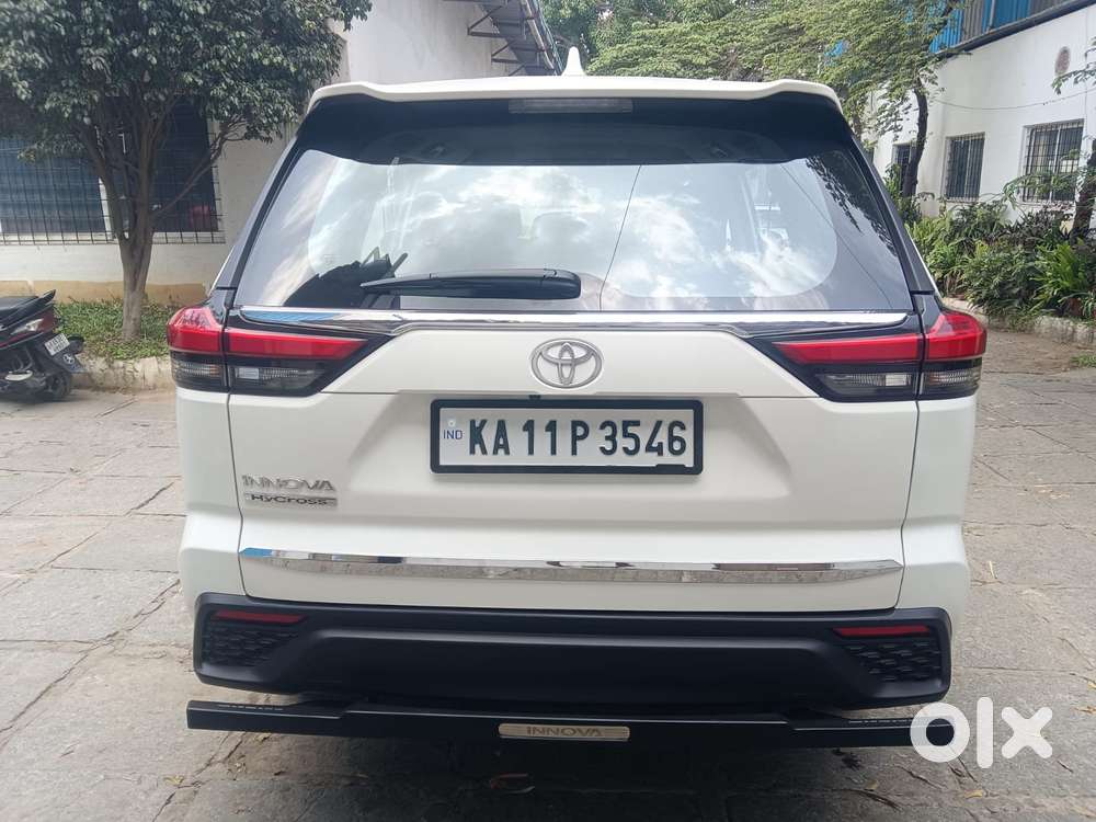Toyota Innova Hycross 2.0 Gx 8 Str, 2024, Petrol