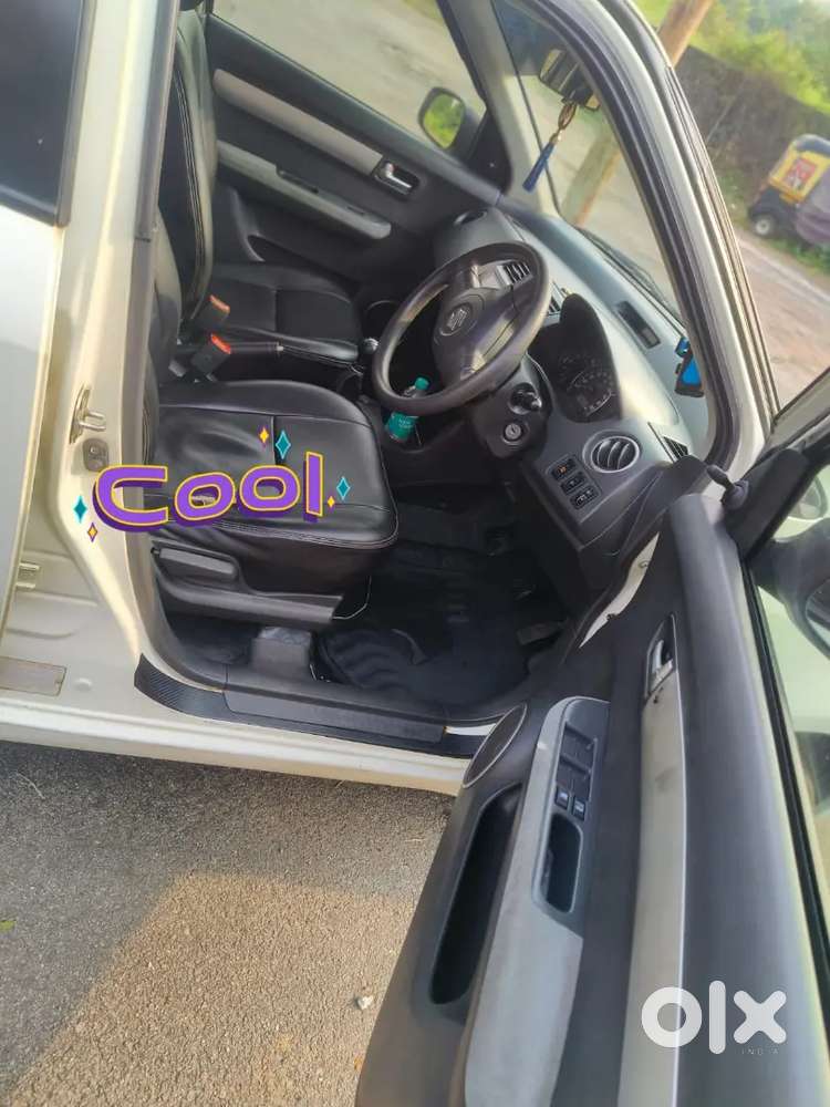 Maruti Suzuki Dzire 1.2 Vxi 2010