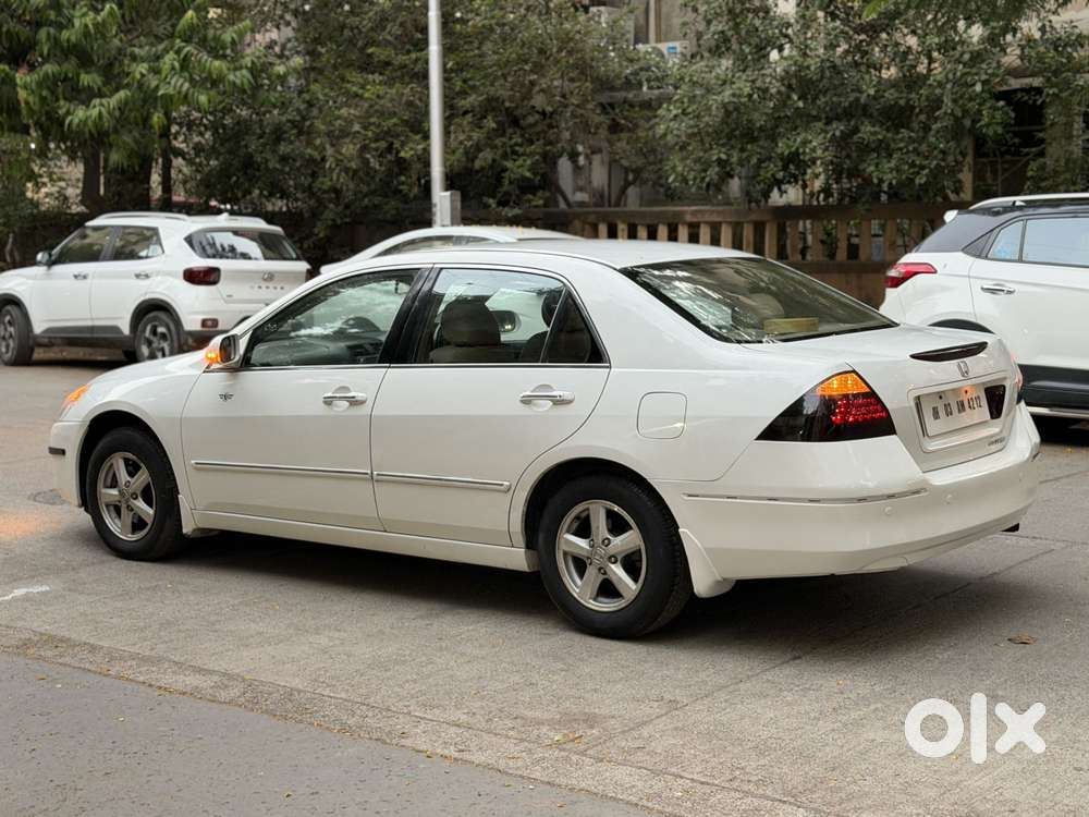 Honda Accord 2.4 Elegance Manual, 2007, Cng & Hybrids