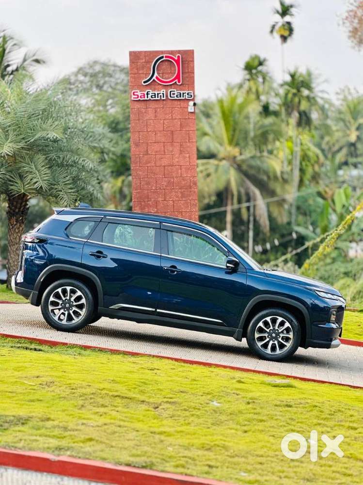 Maruti Suzuki Grand Vitara 1.5 Alpha Smart Hybrid At, 2023, Petrol