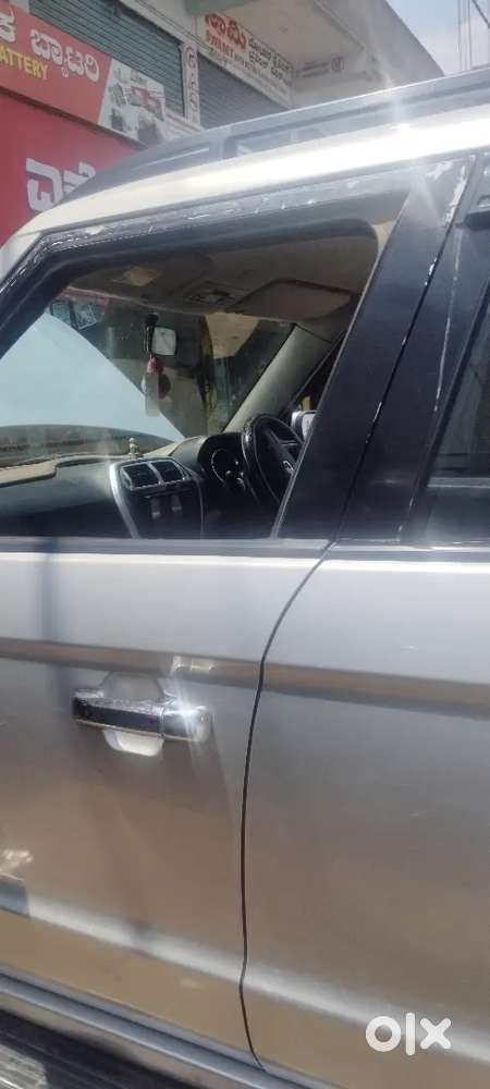 Mahindra Tuv 300 2016