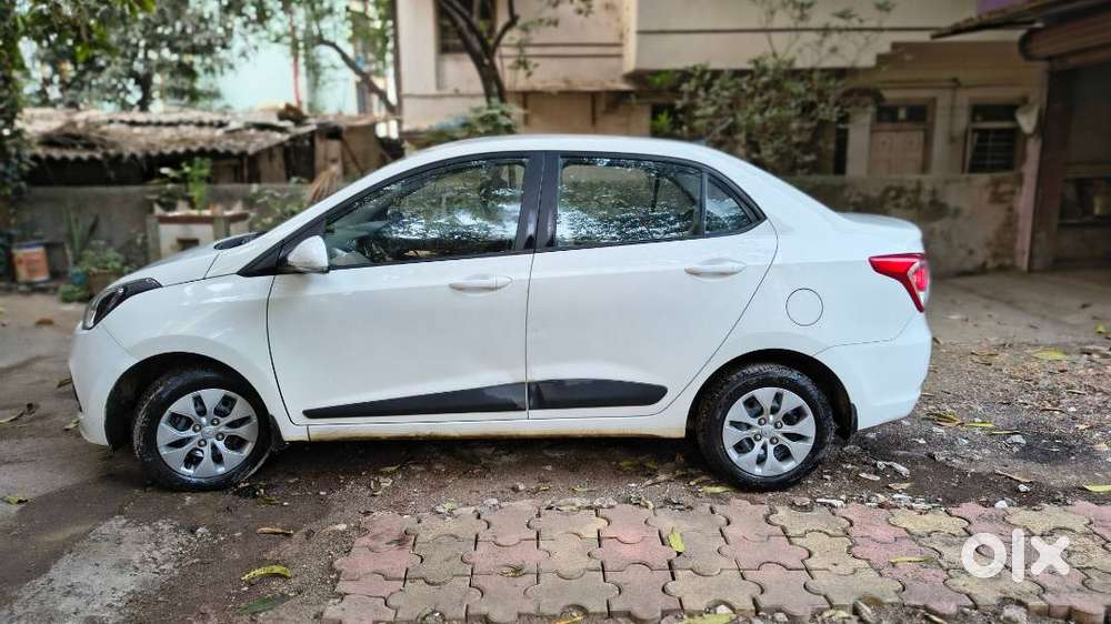 Hyundai Xcent 2016
