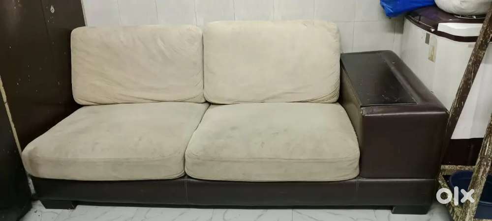 Sofa wood good condition