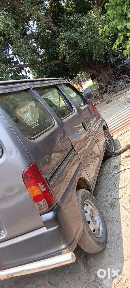 Maruti Suzuki Eeco 2016