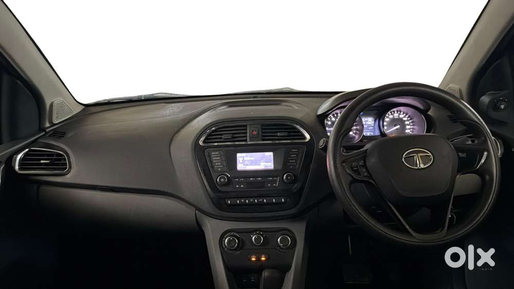 Tata Tigor Xza, 2018, Petrol